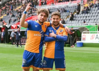 A. 24 Erzincanspor: 1 – İskenderunspor’umuz: 3