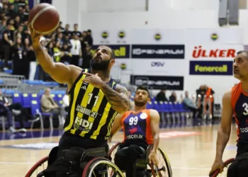 Fenerbahçe İstanbul Jet: 84 – Tosyalı İskenderun: 68