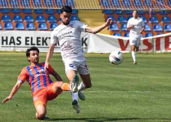 İskenderunspor’umuz: 2 – Altınordu: 2