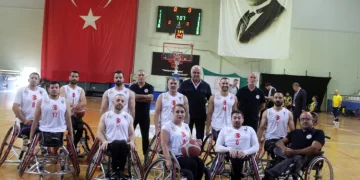 Bağcılar Belediyesi ESK: 83 – İskenderun Belediyesi ESK: 81